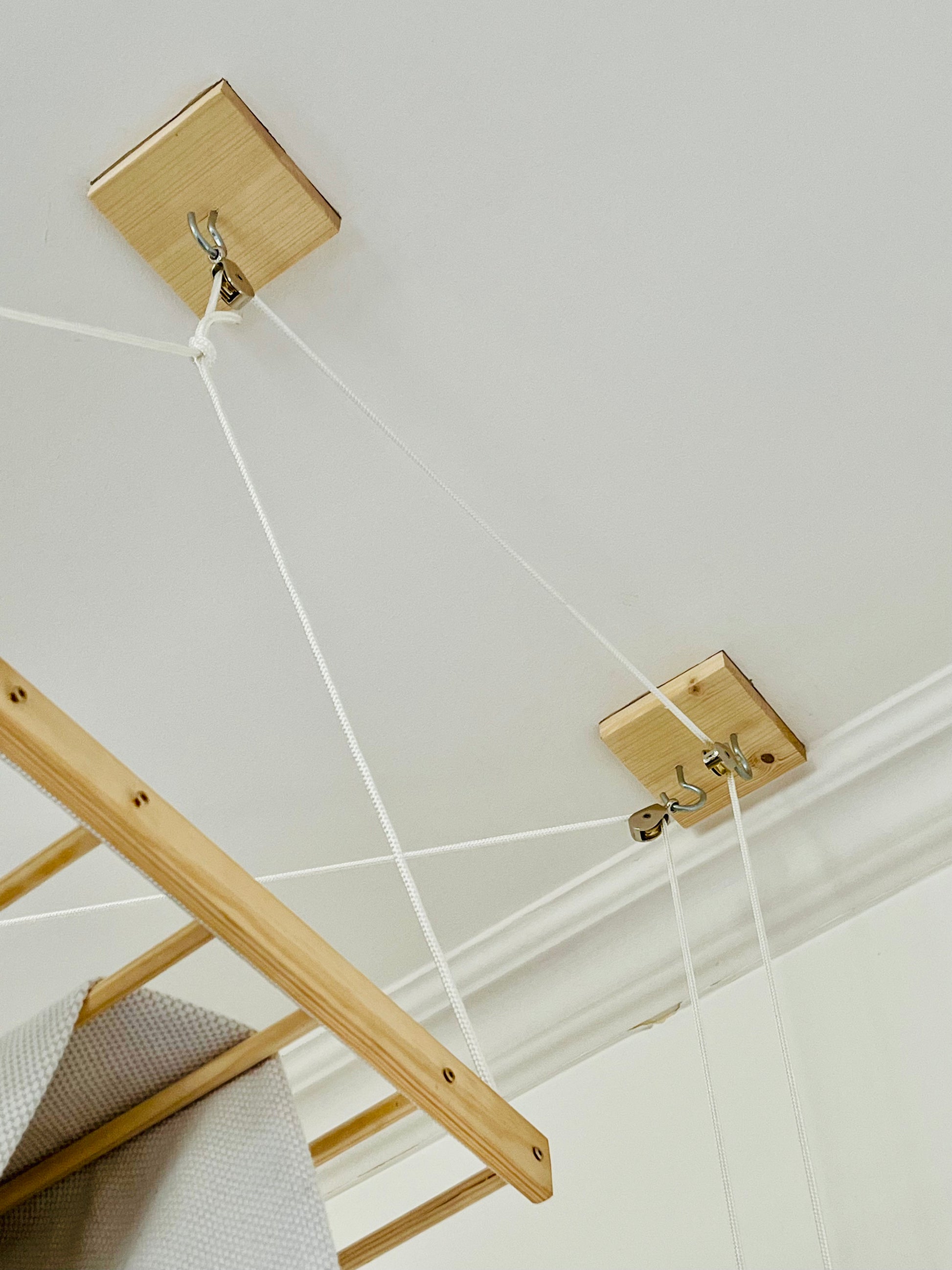 Ceiling Hanging Drying Rack (Ceiling Clothes Dryer)