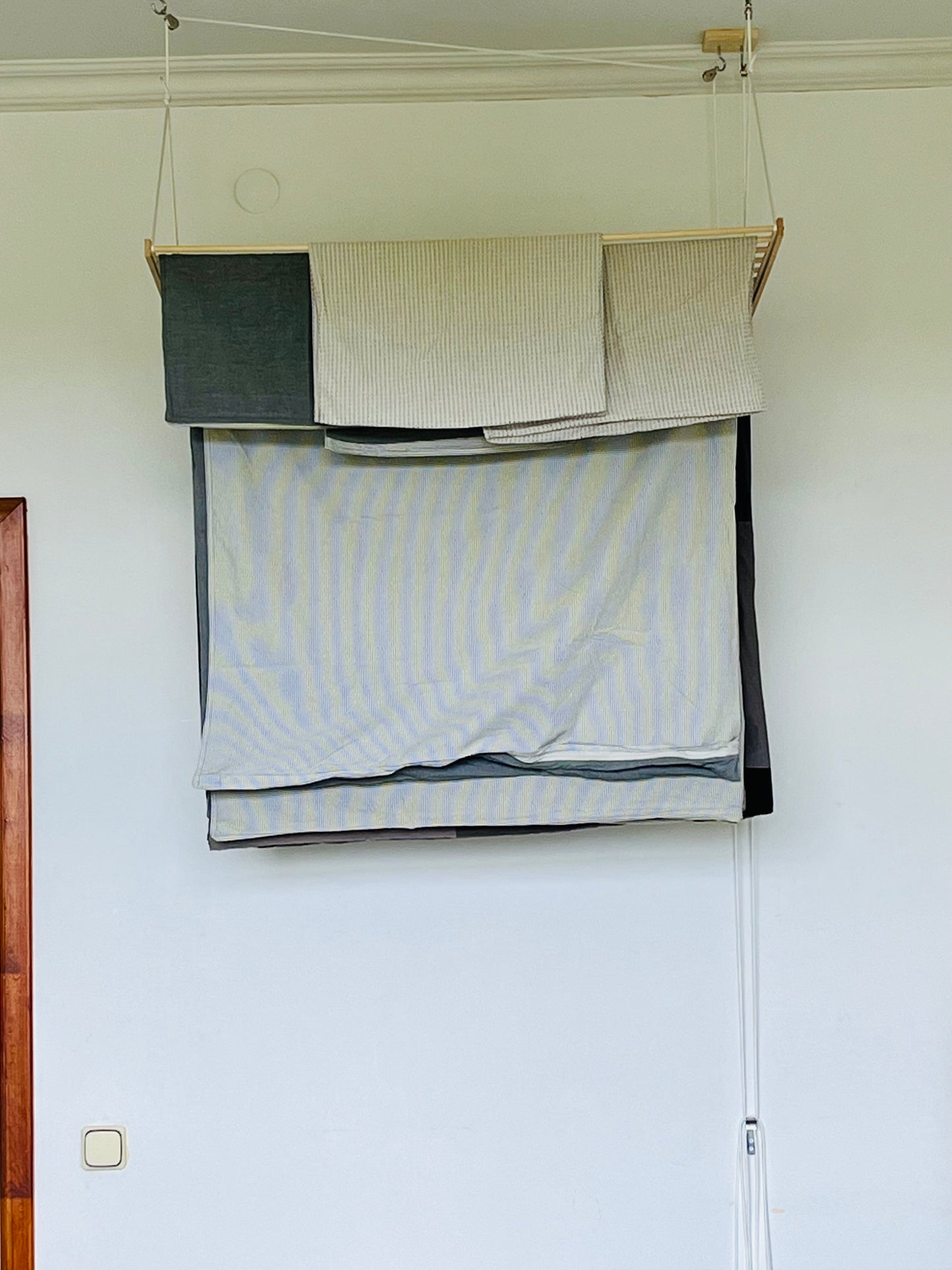 Ceiling Hanging Drying Rack (Ceiling Clothes Dryer)