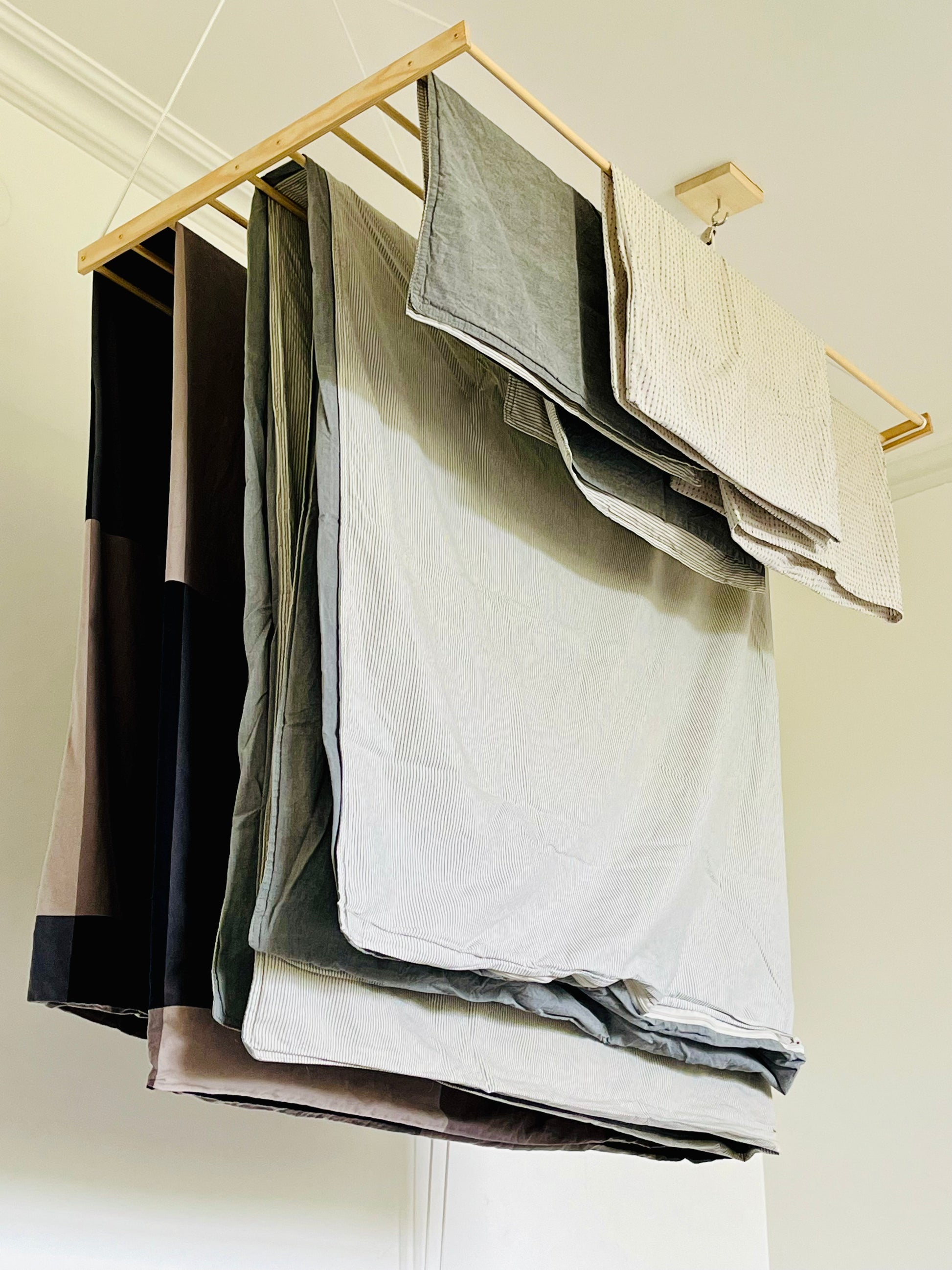 Ceiling Hanging Drying Rack (Ceiling Clothes Dryer)